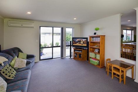 Photo of property in 107 Doncaster Drive, Papamoa Beach, Papamoa, 3118