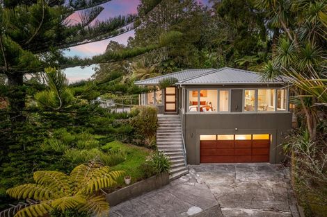 Photo of property in 1 Huia Road, Titirangi, Auckland, 0604