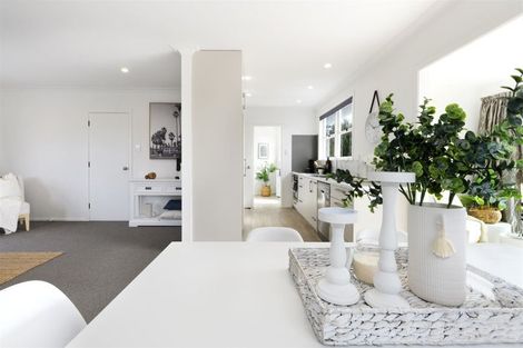 Photo of property in 28 Woodford Avenue, Brookfield, Tauranga, 3110