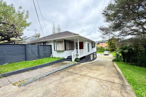 Photo of property in 7 Golf Road, New Lynn, Auckland, 0600