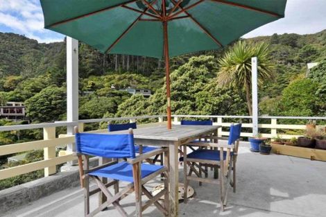 Photo of property in 10 Matai Terrace, Eastbourne, Lower Hutt, 5013