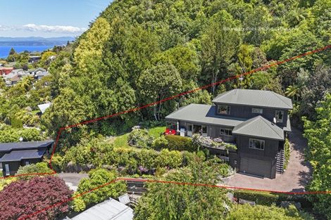 Photo of property in 17 Silich Street, Acacia Bay, Taupo, 3330