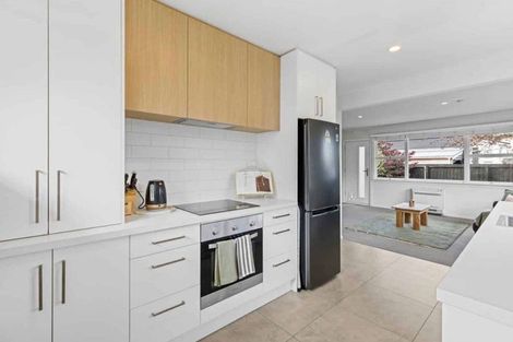 Photo of property in 1/82 Holly Road, St Albans, Christchurch, 8014