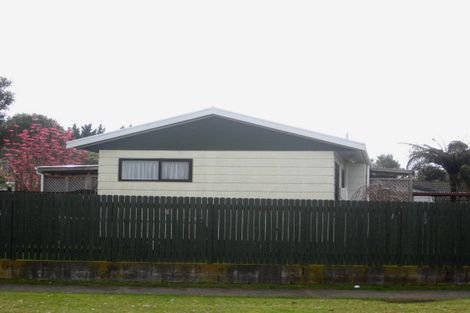 Photo of property in 9 Rahiri Street, Waitara, 4320
