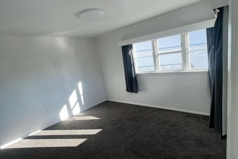 Photo of property in 12 Beauchamp Street, Tawa, Wellington, 5028