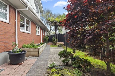 Photo of property in 4 Coulthard Terrace, Opaheke, Papakura, 2113