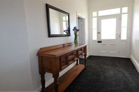 Photo of property in 16 King Street, Carterton, 5713