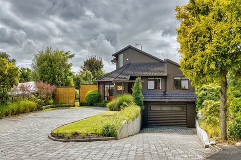 Photo of property in 3a Tauroa Road, Havelock North, 4130