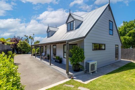 Photo of property in 21 Celia Street, Redcliffs, Christchurch, 8081