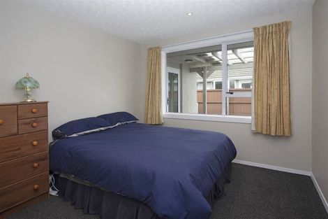 Photo of property in 69 Farquhars Road, Redwood, Christchurch, 8051