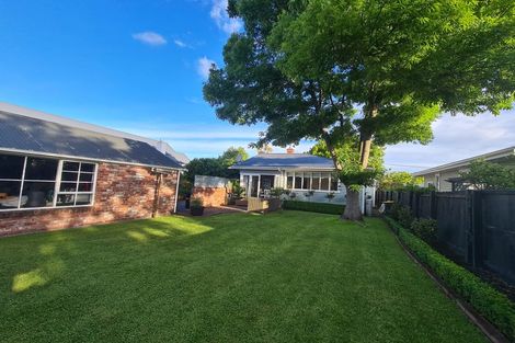 Photo of property in 15 Halton Street, Strowan, Christchurch, 8052