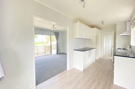 Photo of property in 63 Rehia Road, Massey, Auckland, 0614