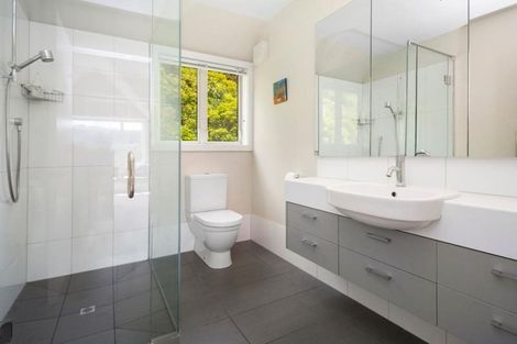 Photo of property in 14 Cavalry Close, Crofton Downs, Wellington, 6035