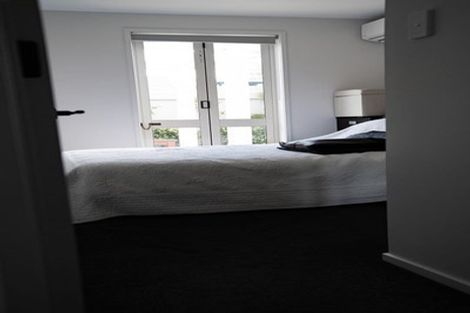 Photo of property in 1/2 Ocean View Road, Milford, Auckland, 0620