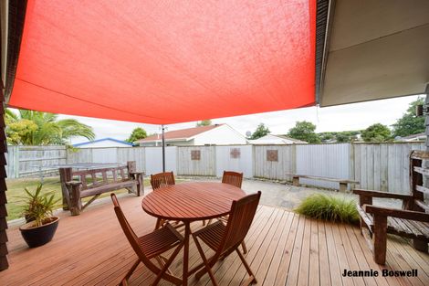 Photo of property in 9 Walnut Grove, Kelvin Grove, Palmerston North, 4414