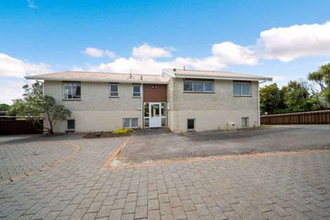 Photo of property in 12 Te Ngaere Place, Merrilands, New Plymouth, 4312