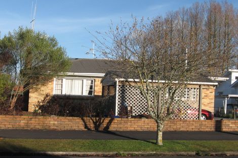 Photo of property in 27 Somme Crescent, Hillcrest, Hamilton, 3216