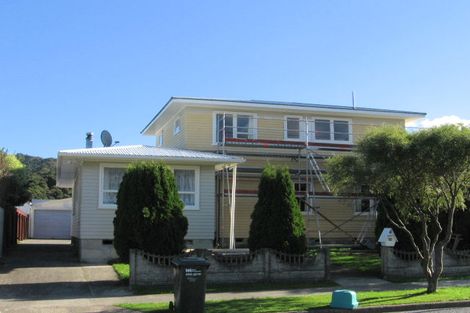 Photo of property in 39 Momona Street, Wainuiomata, Lower Hutt, 5014