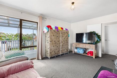Photo of property in 13 Poutini Place, Manurewa, Auckland, 2102