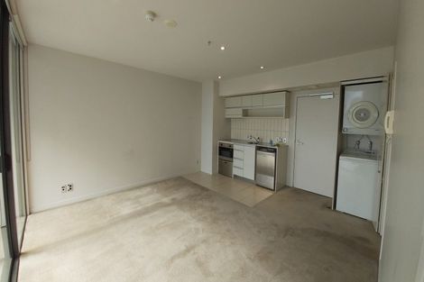 Photo of property in Halsey Apartments At Lighter Quay, 516/77 Halsey Street, Auckland Central, Auckland, 1010