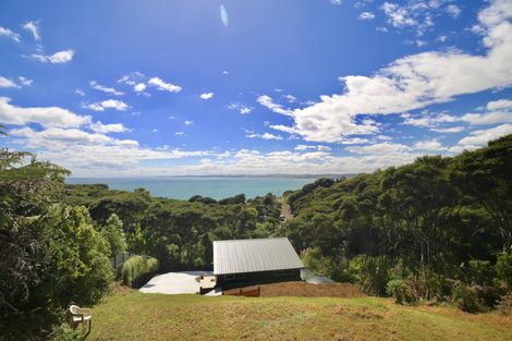 Photo of property in 33 Whaanga Road, Raglan, 3297