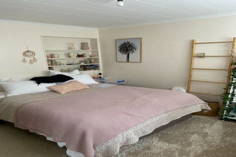 Photo of property in 1/17 Yarrow Place, Papakowhai, Porirua, 5024