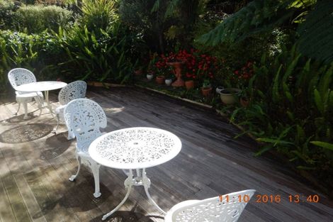 Photo of property in 2/9 Seaton Road, Murrays Bay, Auckland, 0630