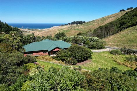 Photo of property in 63 Sandymount Road, Sandymount, Dunedin, 9077