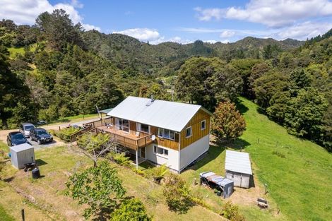 Photo of property in 1697 Russell Road, Helena Bay, Hikurangi, 0184