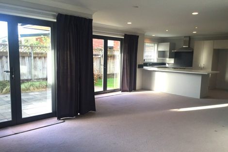 Photo of property in 5 Bronte Place, Leamington, Cambridge, 3432