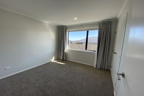 Photo of property in 6 Faber Place, Rototuna North, Hamilton, 3210