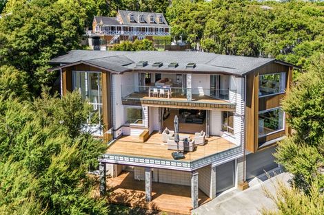 Photo of property in 293b Titirangi Road, Titirangi, Auckland, 0604
