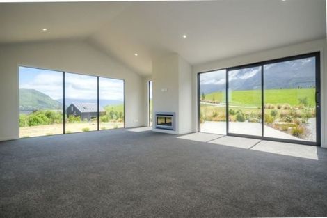 Photo of property in 60 Jacks Point Rise, Jacks Point, Queenstown, 9371
