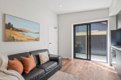 Photo of property in 10 Rushland Road, Jacks Point, 9371