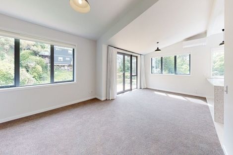 Photo of property in 13 Jacobsen Lane, Ngaio, Wellington, 6035