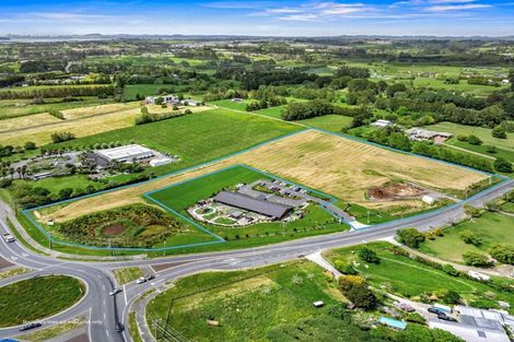 Photo of property in 449 Taupaki Road, Kumeu, 0892