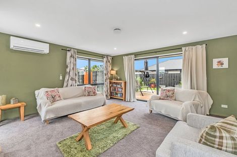 Photo of property in 43 Chris Drive, Rolleston, 7614