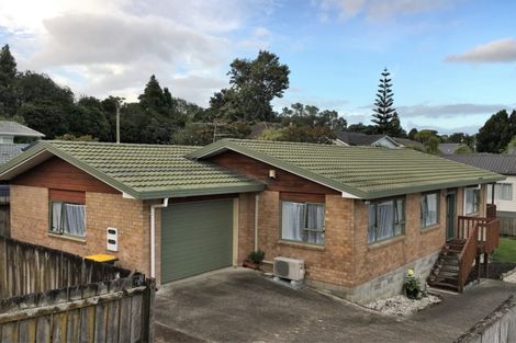 Photo of property in 1/3211 Great North Road, New Lynn, Auckland, 0600