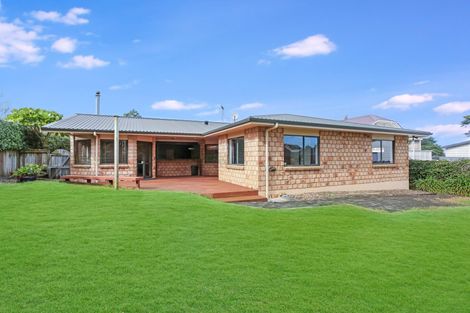 Photo of property in 4 Vela Place, Clarks Beach, 2122