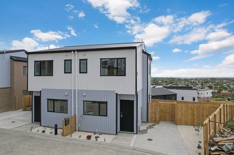 Photo of property in 3 Papauma Place, Papakura, 2110