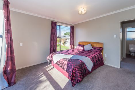 Photo of property in 10 Maple Street, Bishopdale, Christchurch, 8053