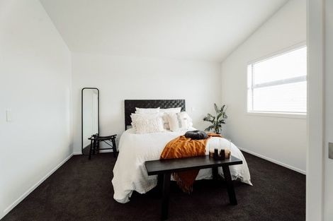 Photo of property in 10 Aarts Place, One Tree Point, 0118