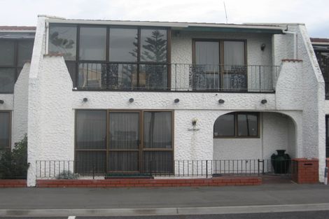 Photo of property in 457 Marine Parade, Napier South, Napier, 4110