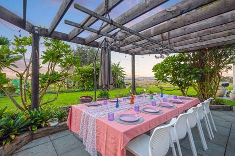 Photo of property in 288 Rimmer Road, Helensville, 0875
