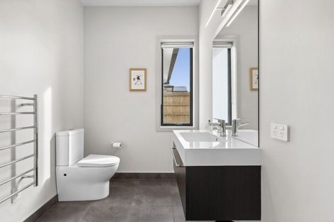 Photo of property in 8 Hebbard Court, Albert Town, Wanaka, 9305