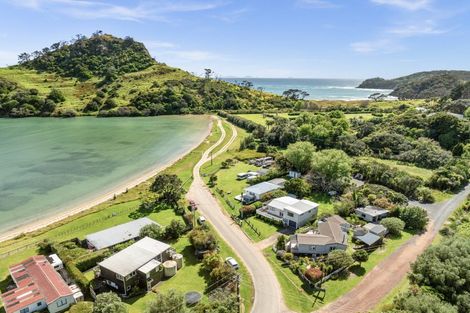 Photo of property in 54 Mahanga Road, Pataua South, Onerahi, 0192