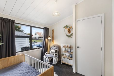 Photo of property in 1 Titoki Place, Pukete, Hamilton, 3200