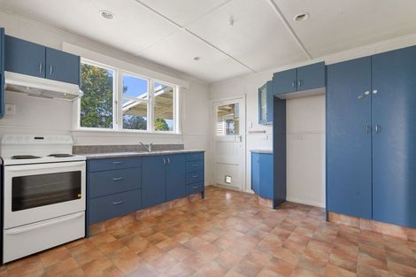 Photo of property in 238 High Street North, Carterton, 5713