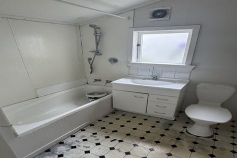 Photo of property in 129 Hanson Street, Newtown, Wellington, 6021