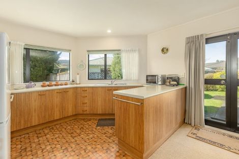 Photo of property in 14 Heihei Place, Paraparaumu, 5032